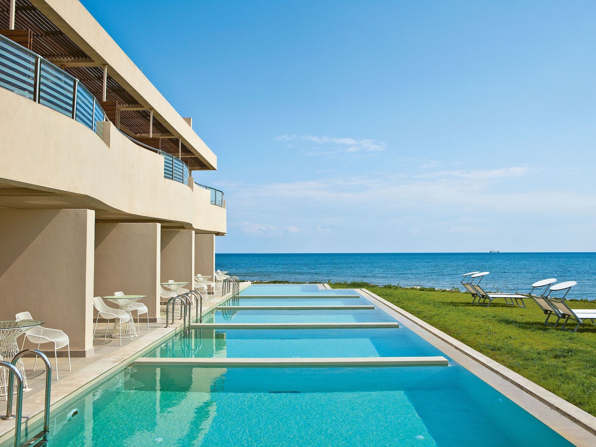 Grecotel Astir Palace Alexandroupoli Exterior photo The Westin Resort & Villas, Naoussa, Paros